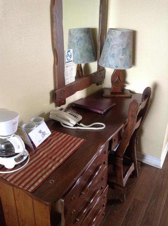 Au Doc Motel Repentigny Zimmer foto